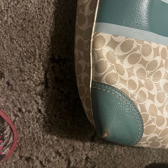 Authentic Coach purse large bucket style Teal,Cream & light blue - Picture 4 of 7